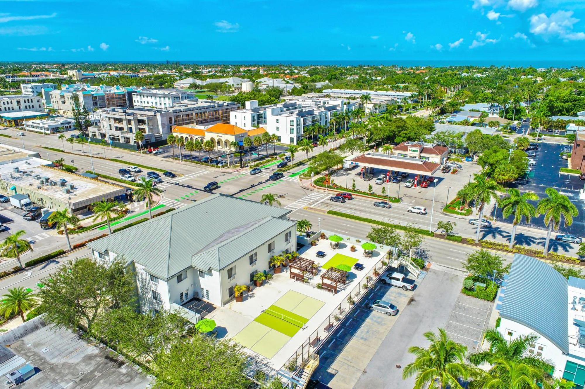 Naples Park Central Hotel מראה חיצוני תמונה