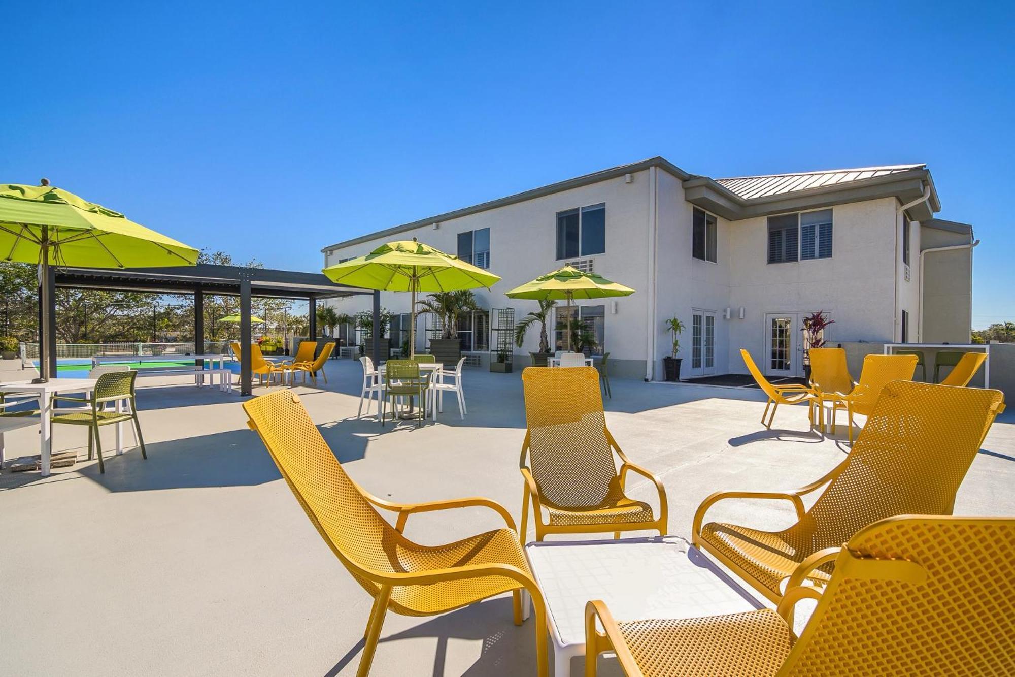 Naples Park Central Hotel מראה חיצוני תמונה