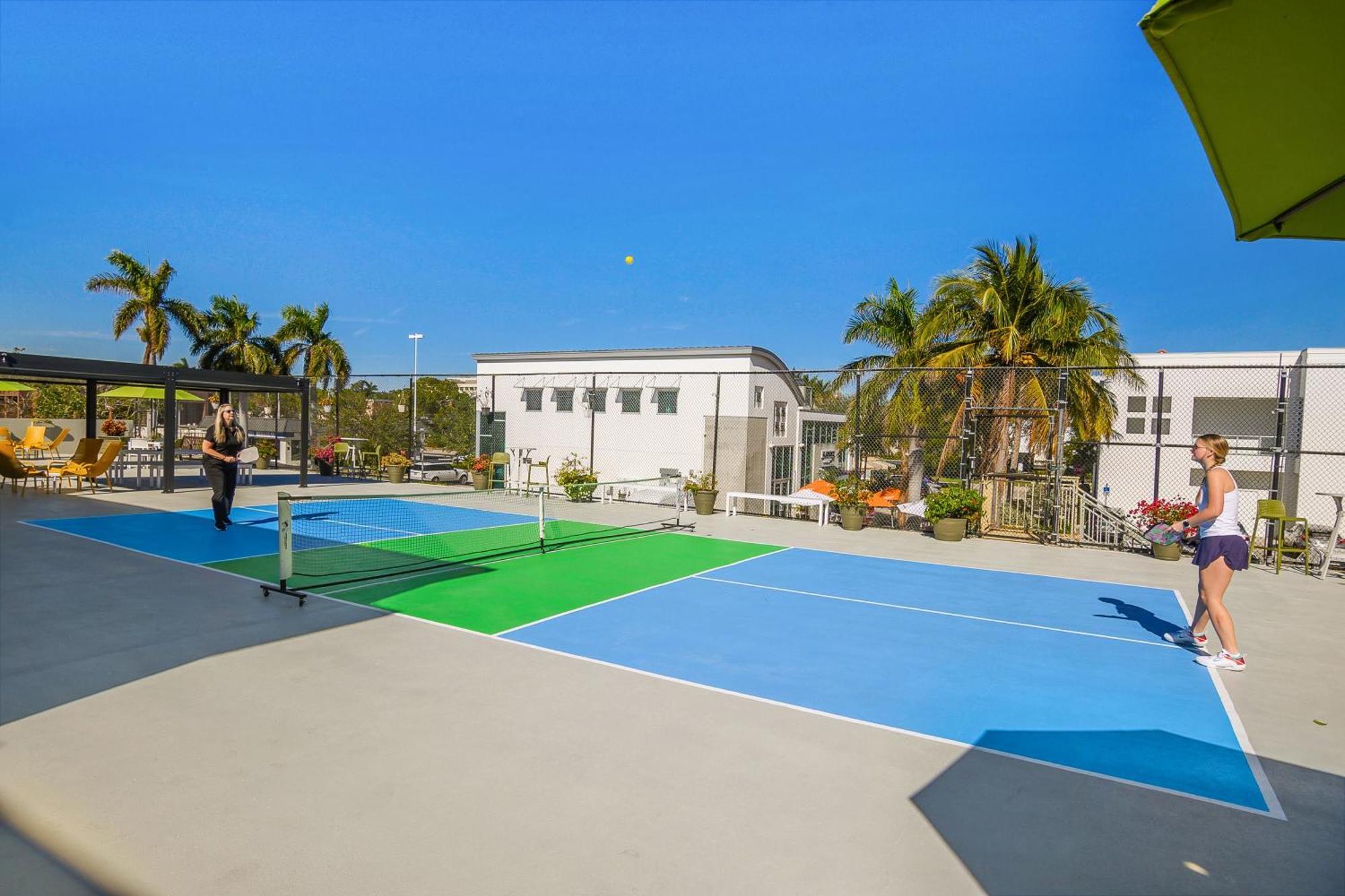 Naples Park Central Hotel מראה חיצוני תמונה