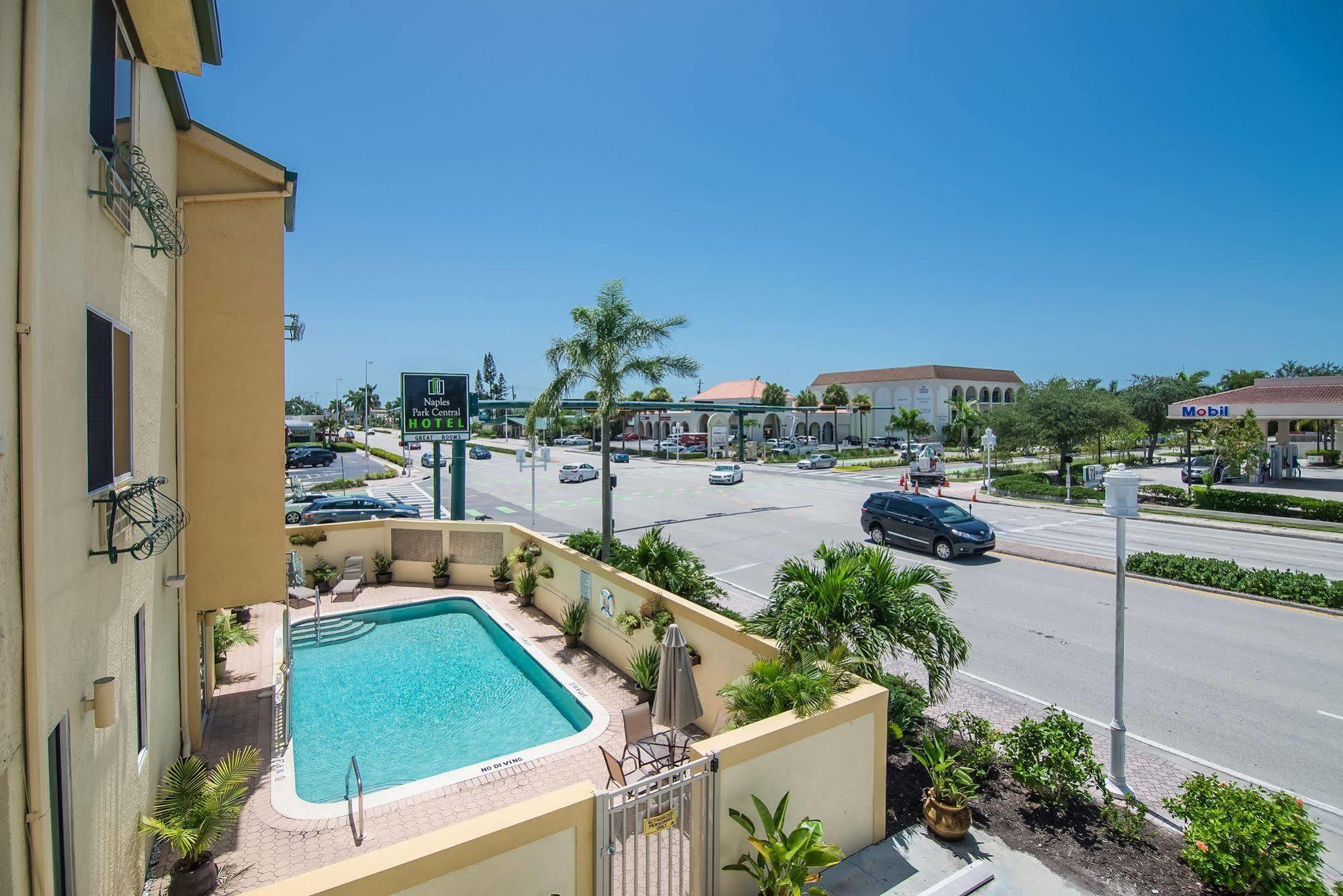 Naples Park Central Hotel מראה חיצוני תמונה
