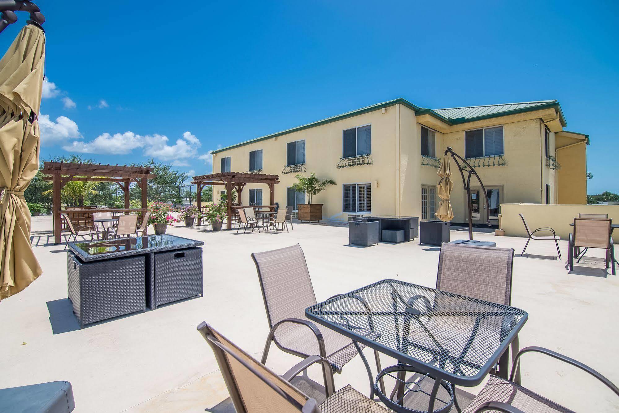 Naples Park Central Hotel מראה חיצוני תמונה