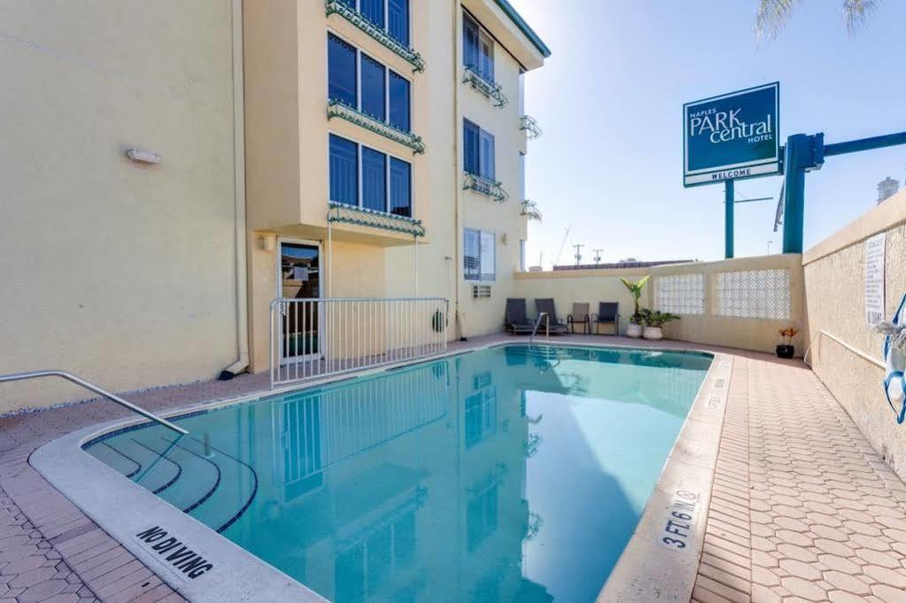 Naples Park Central Hotel מראה חיצוני תמונה